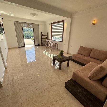 Rusty Bunk Villa كاندي المظهر الخارجي الصورة